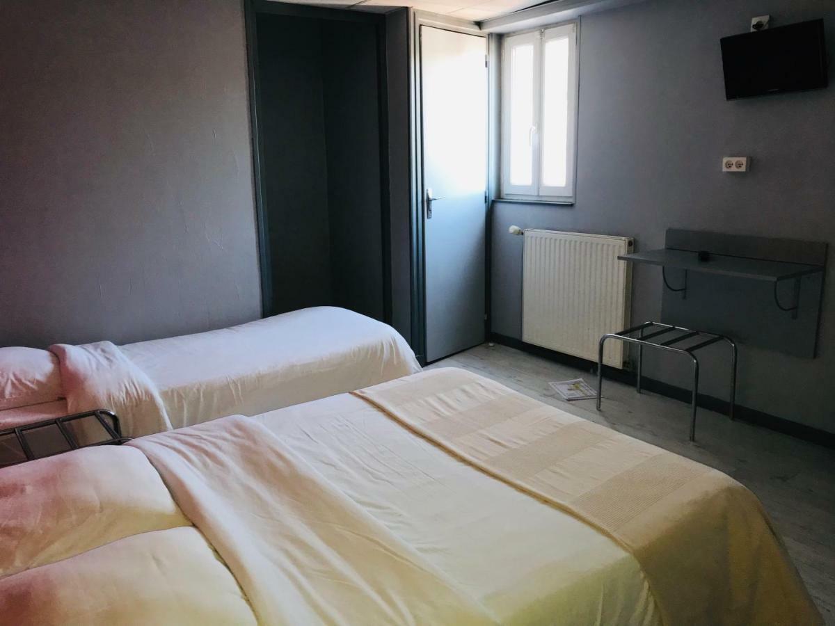 Hotel Le Fecamp Bolbec Esterno foto