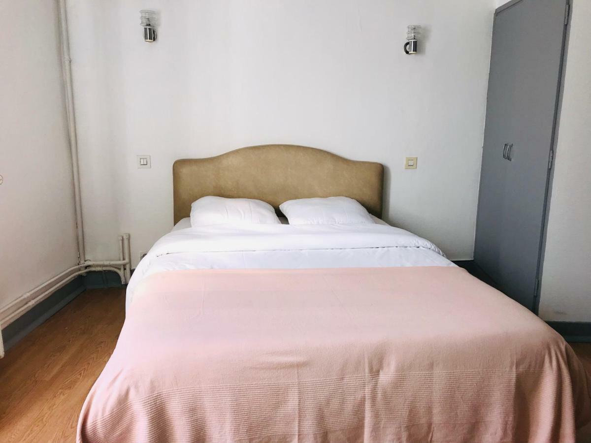 Hotel Le Fecamp Bolbec Esterno foto