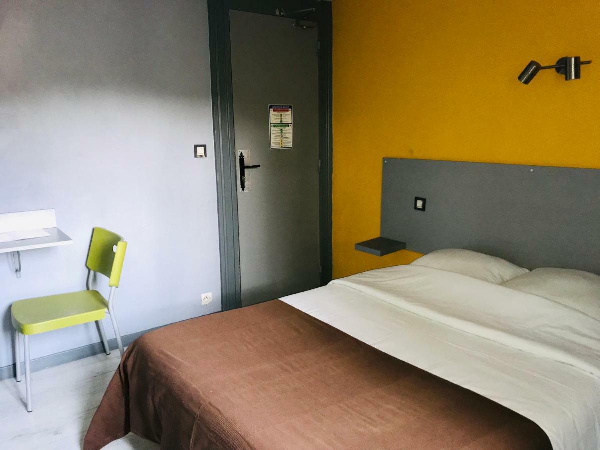 Hotel Le Fecamp Bolbec Esterno foto